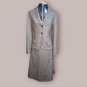 Banana Republic Wool /Polyester Blend Blazer Size 12